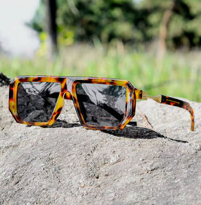 HILTON LEOPARD BLACK